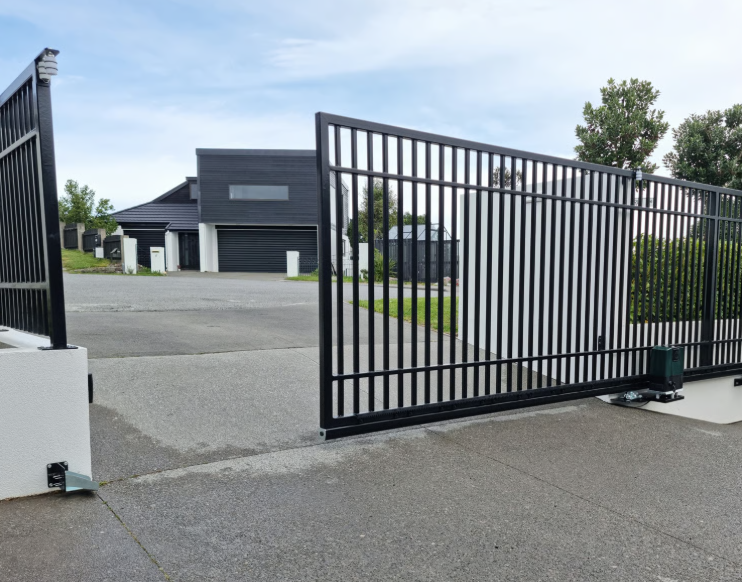 residential gate repair.